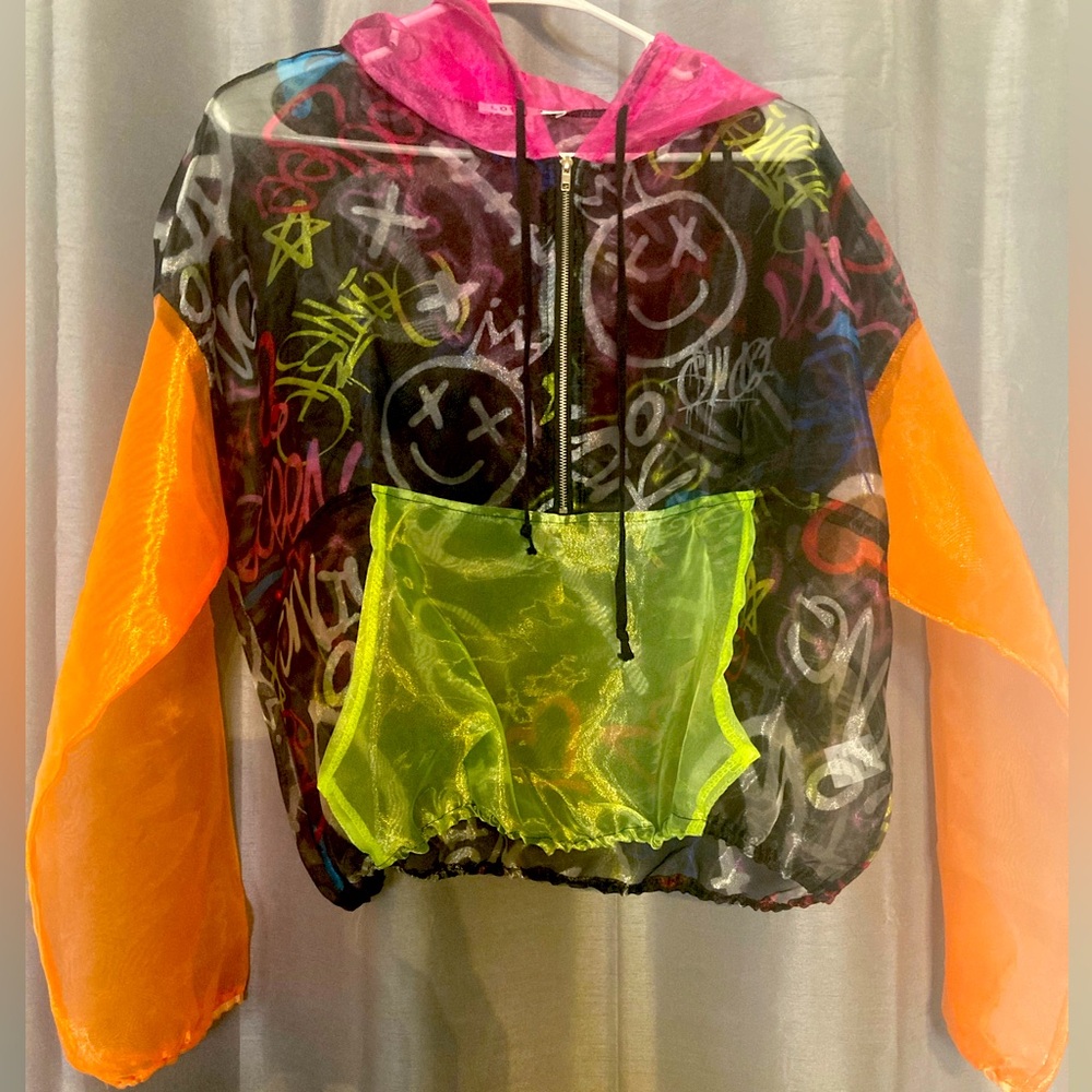 Trendy, sheer hoodie